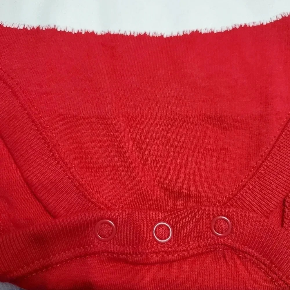 NWT The Children's Place Santa Claus Baby Infant Bodysuit 0M - 3M